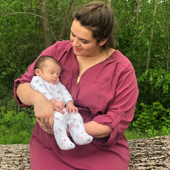 Meet your Posher, Sydnee - Picture 2 of 2